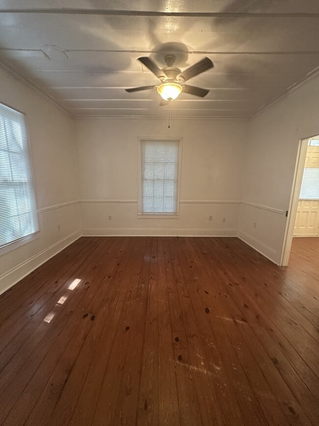 9301 Hwy 290 W