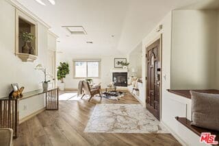 Photo - 272 N Chester Ave