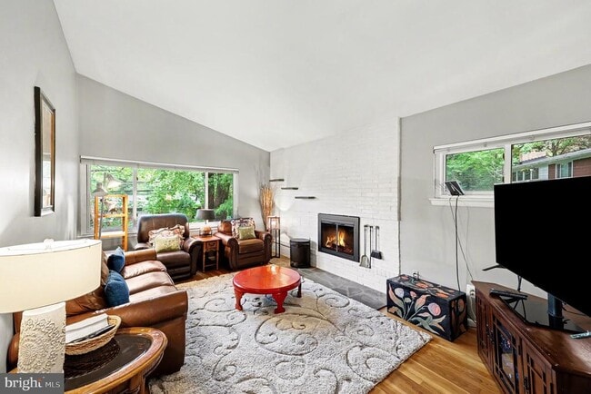 Photo - 6306 Beachway Dr