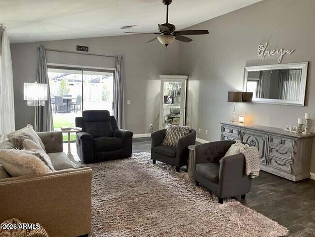 Photo - 3101 W Louise Dr