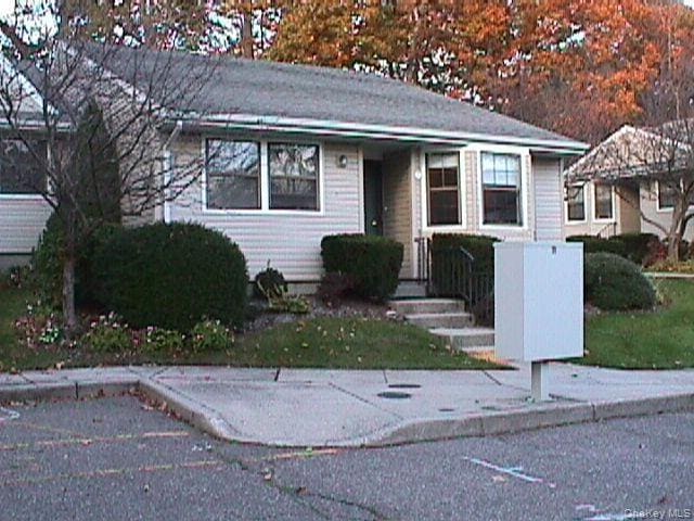 Building Photo - 7 Patriot Ct Rental
