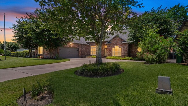 Photo - Experience the luxury of resort-style living in Bentwater, one of Lake Conroe’s premier gated com...