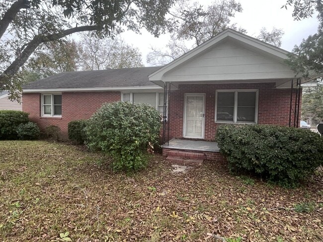 Building Photo - Move-In Ready! Rental
