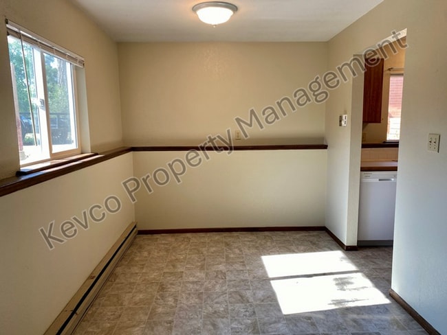 Photo - 620-622 Endicott St Unit 622 Endicott St