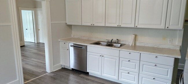 Photo - 50 Franklin St Unit 1