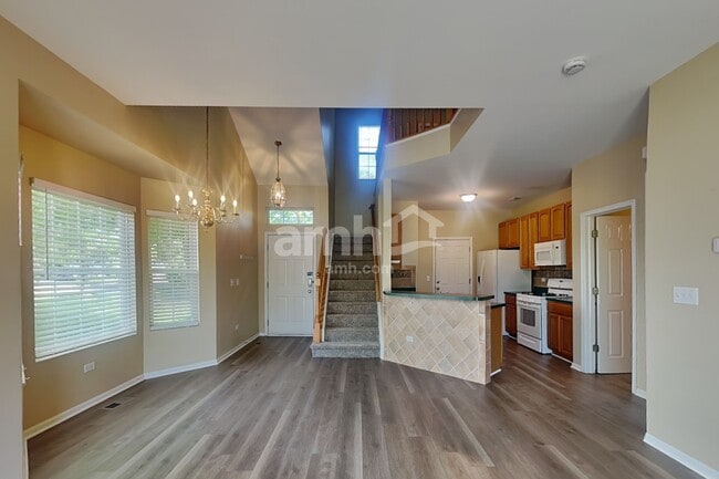Photo - 1437 White Pine Ln