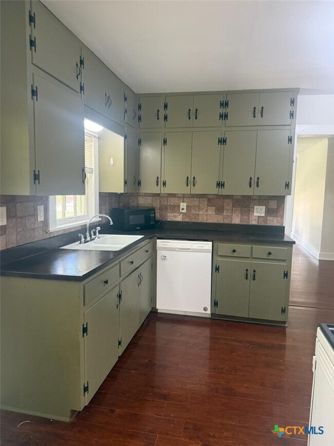 Photo - 724 N Beal St