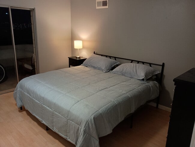 Photo - 700 N Washington St Unit 903