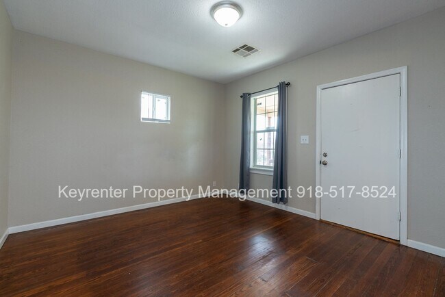 Photo - SECTION 8 WELCOME - NEWLY RESTORED - 2 BEDROOM - HARDWOOD FLOORS