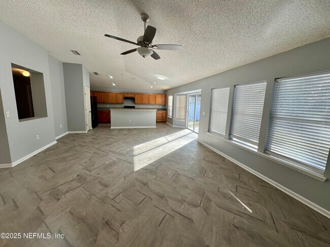 Photo - 11690 Brian Lakes Dr N