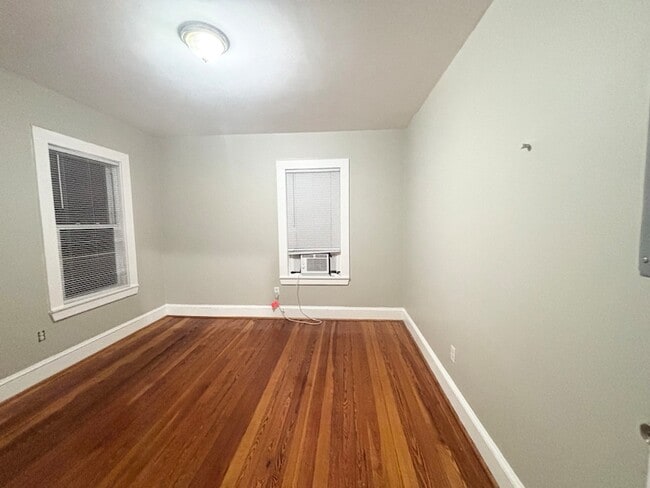 Photo - 18 Perry St Unit 3