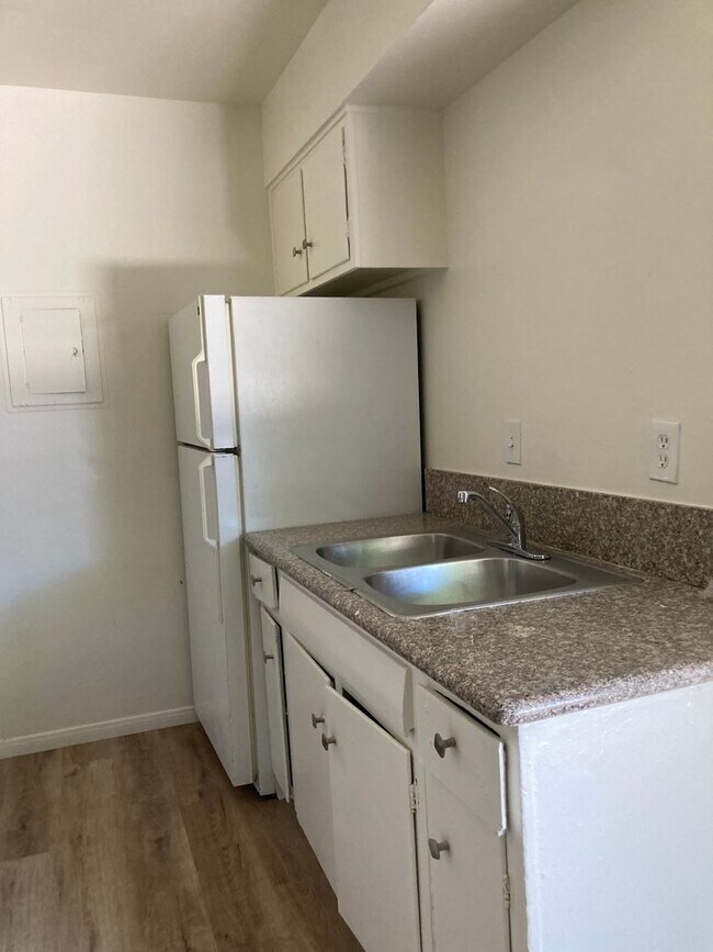 Photo - 2501 Cedar Ave Unit CEDAR AVE #3, 2501-1