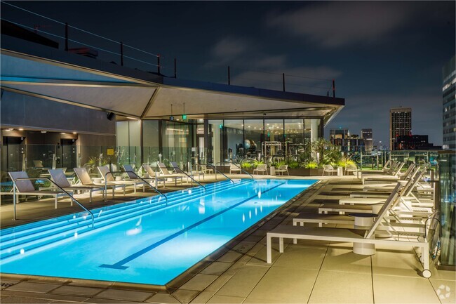 Building Photo - 6401 Wilshire Blvd Unit 903A Rental