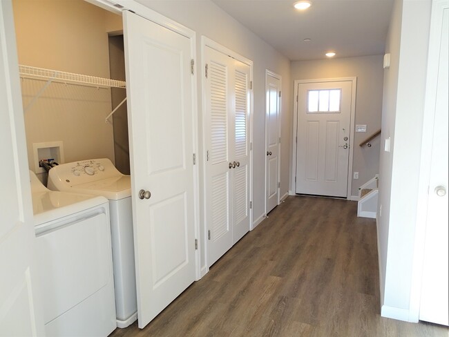 Photo - 19 Cobblestone Ct