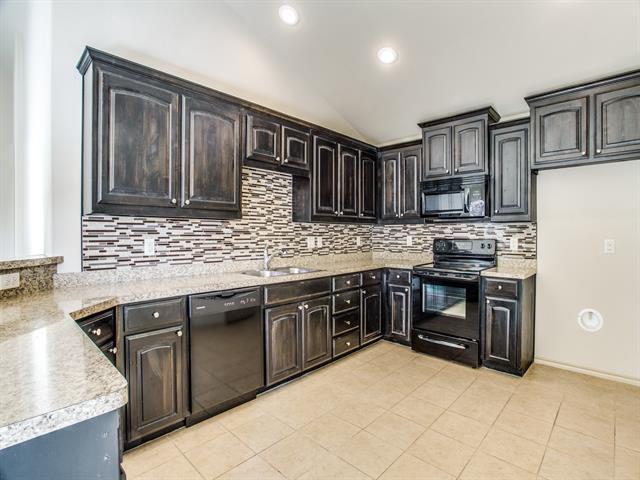 Photo - 1325 Briarwood Dr