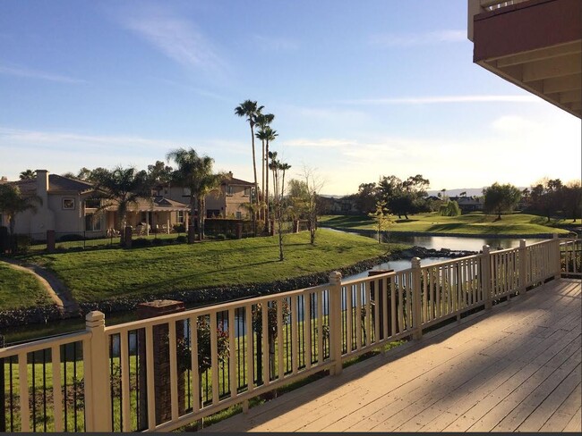 Photo - 5650 Edgeview Dr