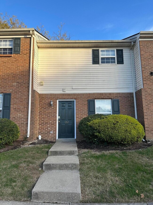 Photo - 1325 Trent Blvd