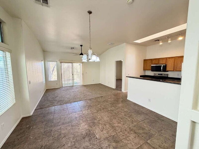 Photo - 16620 S 48th St Unidad 83