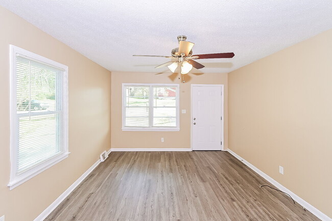 Photo - 2516 4th Way NW