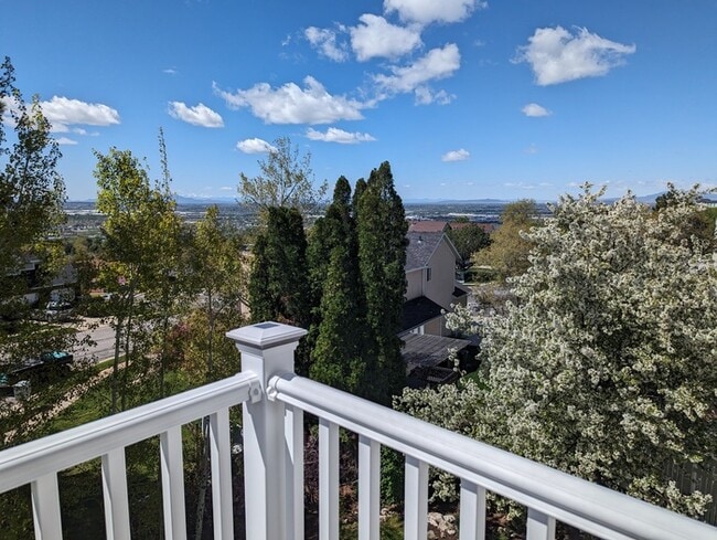 Photo - Gerogeous Home With Million Dollar Views