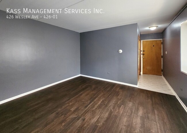 Photo - 426 Wesley Ave Unit 426-01