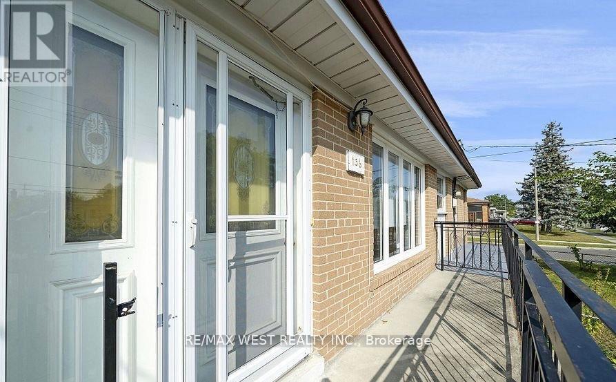 Photo - 136 Duncanwoods Dr