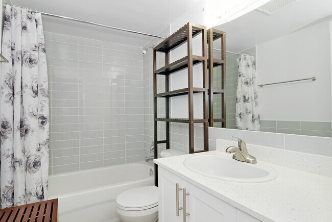 Photo - Shannon Tower Unit 00105