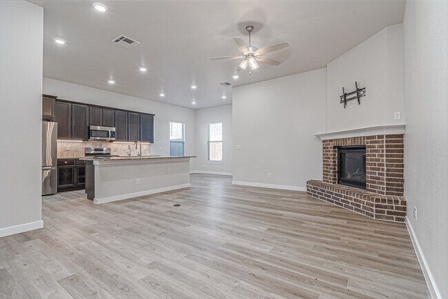 Photo - 6106 Purtis Crk Dr