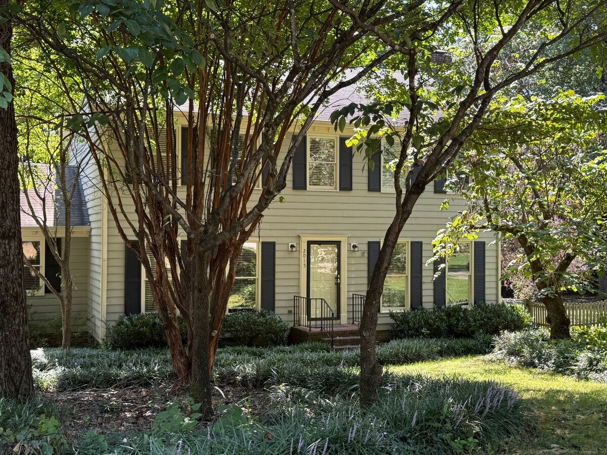 Well Maintained 3 Bedroom with Large Back ... - Well Maintained 3 Bedroom with Large Back ... House