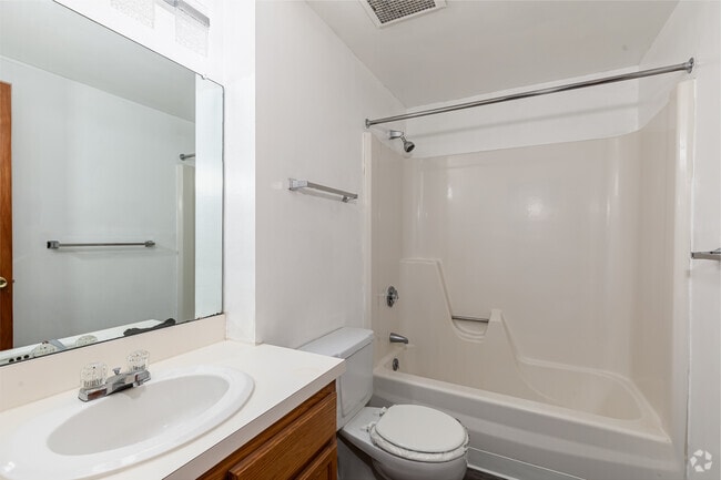 Studio - Bathroom