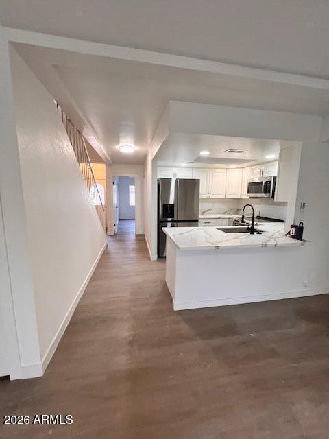 Photo - 2115 W Belmont Ave