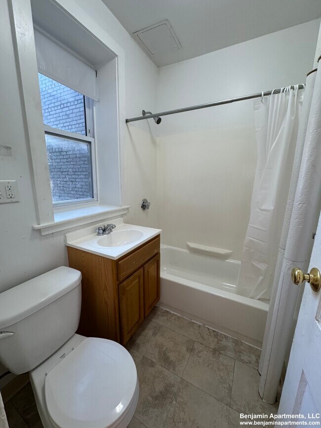 Photo - 8 Vinal St Unit 4