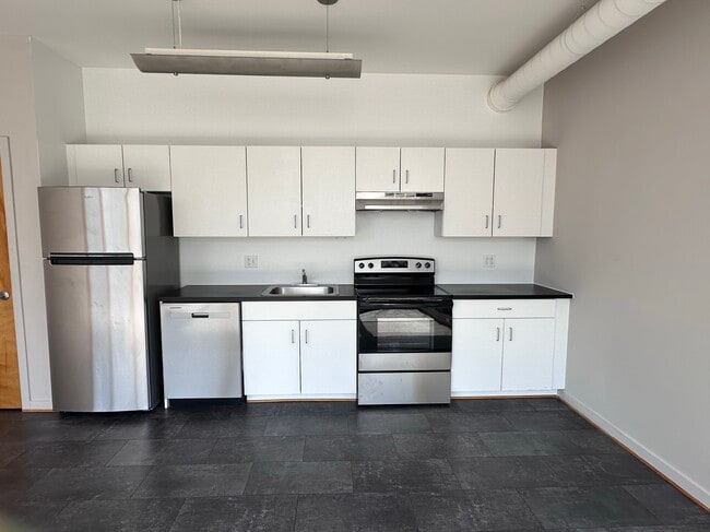 #308 Recent Remolded - Cayuga Place
