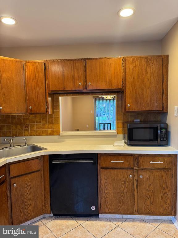 Photo - 286 Palombi Ct