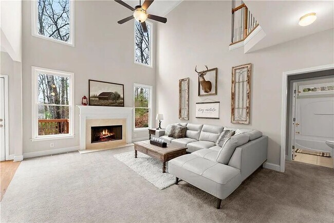 Photo - Beautiful home in Stratford on Lanier-5 bed 3 bath in sought after swim, tennis and lake community!