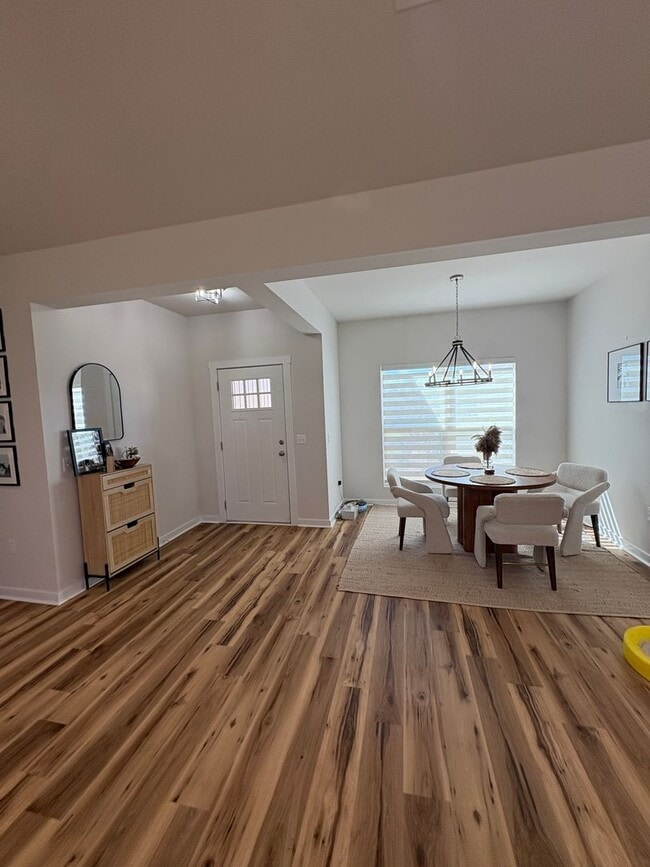 203 Conneway Ct