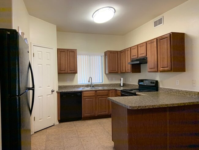 Photo - 3041 N Estrella Ave