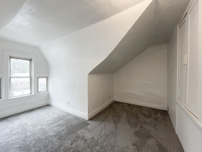 Photo - 2641 S 18th St Unit Apt 2