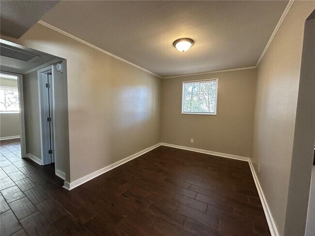 Photo - 4010 Sunnyvale Ln S