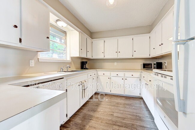 Photo - 4104 Mason Dr