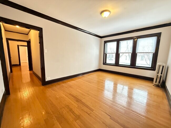 Photo - 5069 N Wolcott Ave Unit 5075 -1