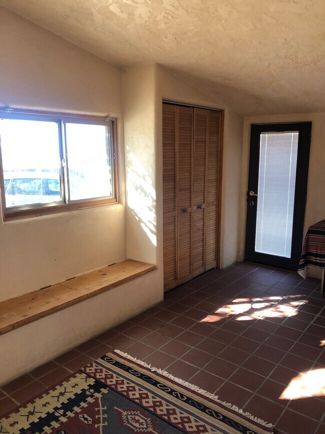 Photo - 555 Este Es Rd