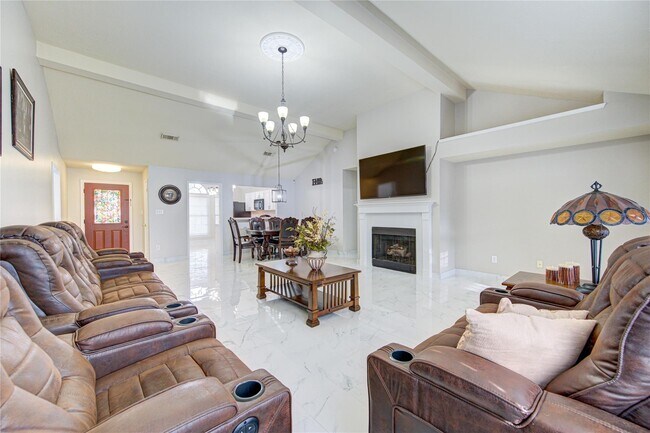 11507 Stone Bridge Dr