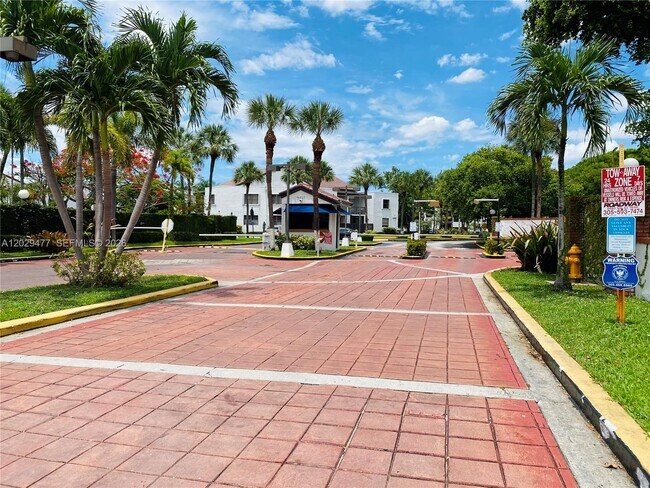 Photo - 9429 Fontainebleau Blvd Unit 201-33
