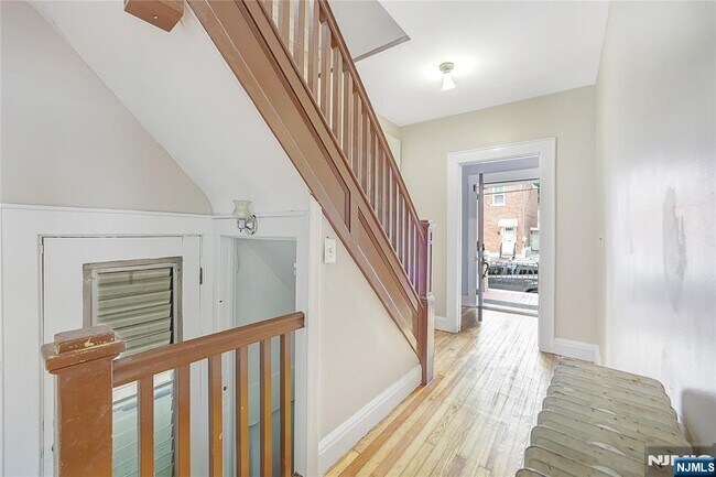 Photo - 74 Westminster Pl Unit 1