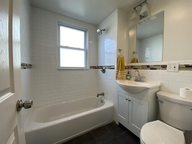 Photo - 22 Rice St Unit 2