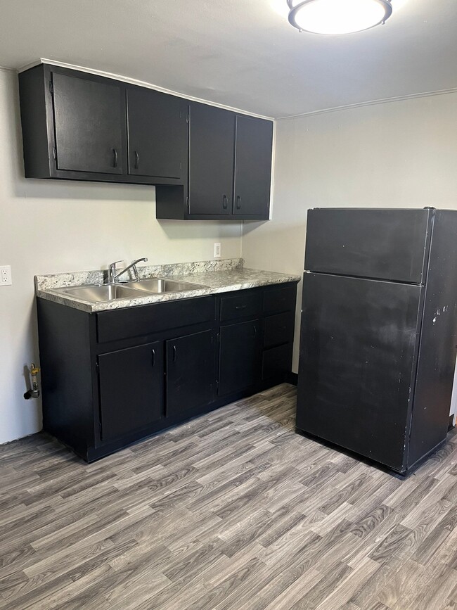 Photo - 1508 W 14th St Unit 4