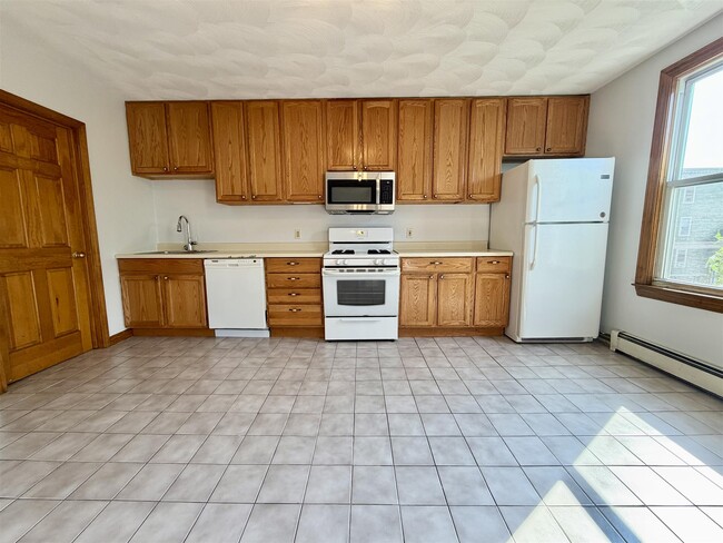 Photo - 1236 Cambridge St Unit 2R