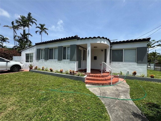 Photo - 3001 SW 19th St House