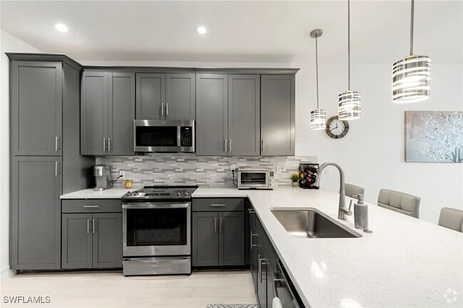 Building Photo - 7555 Rockefeller Dr Rental